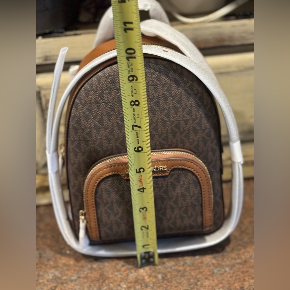 NWT MK Michael Kors xs convertible backpack - Picture 4 of 7